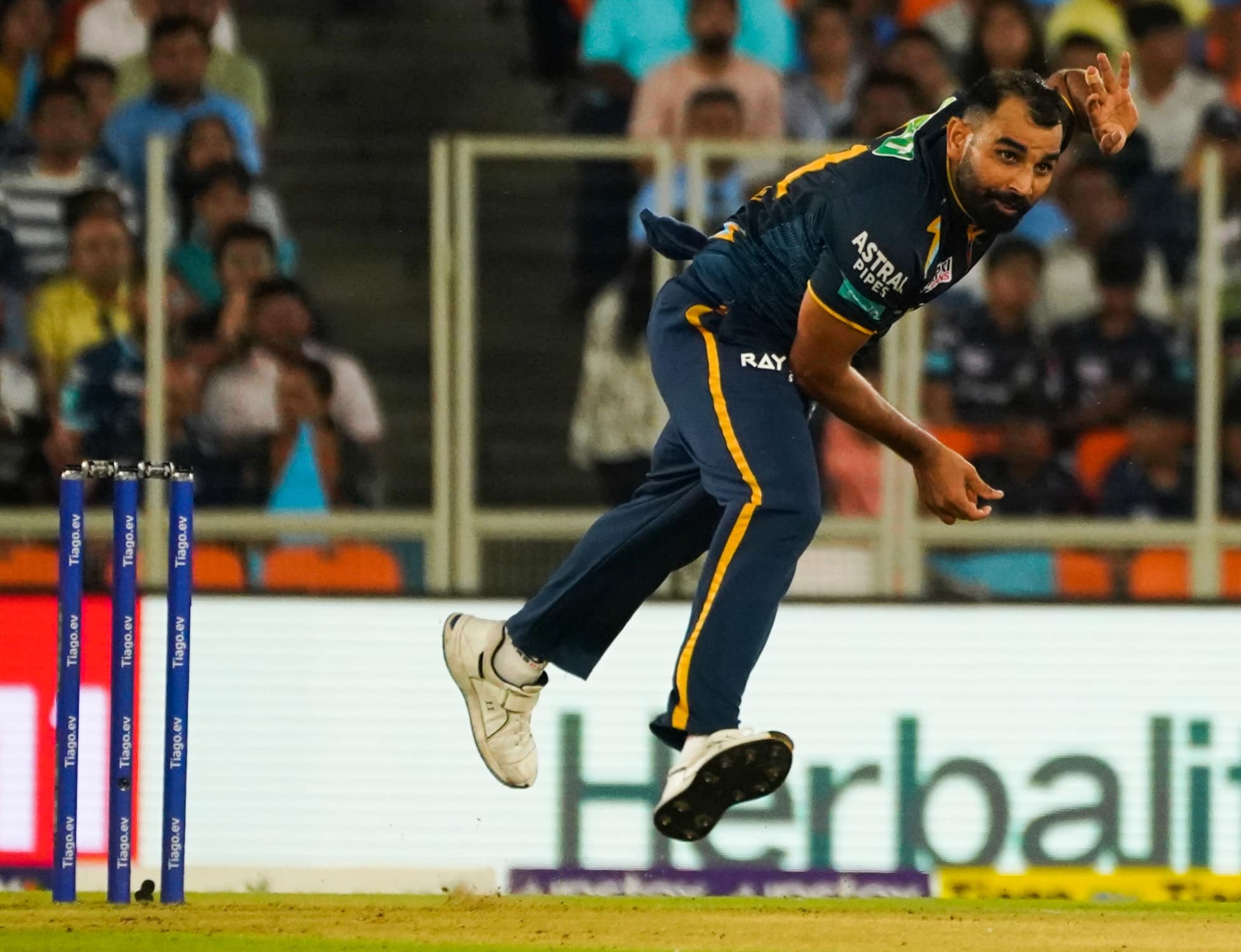 ‘It is not easy to drop someone like Mohammed Shami’ – Paras Mhambrey