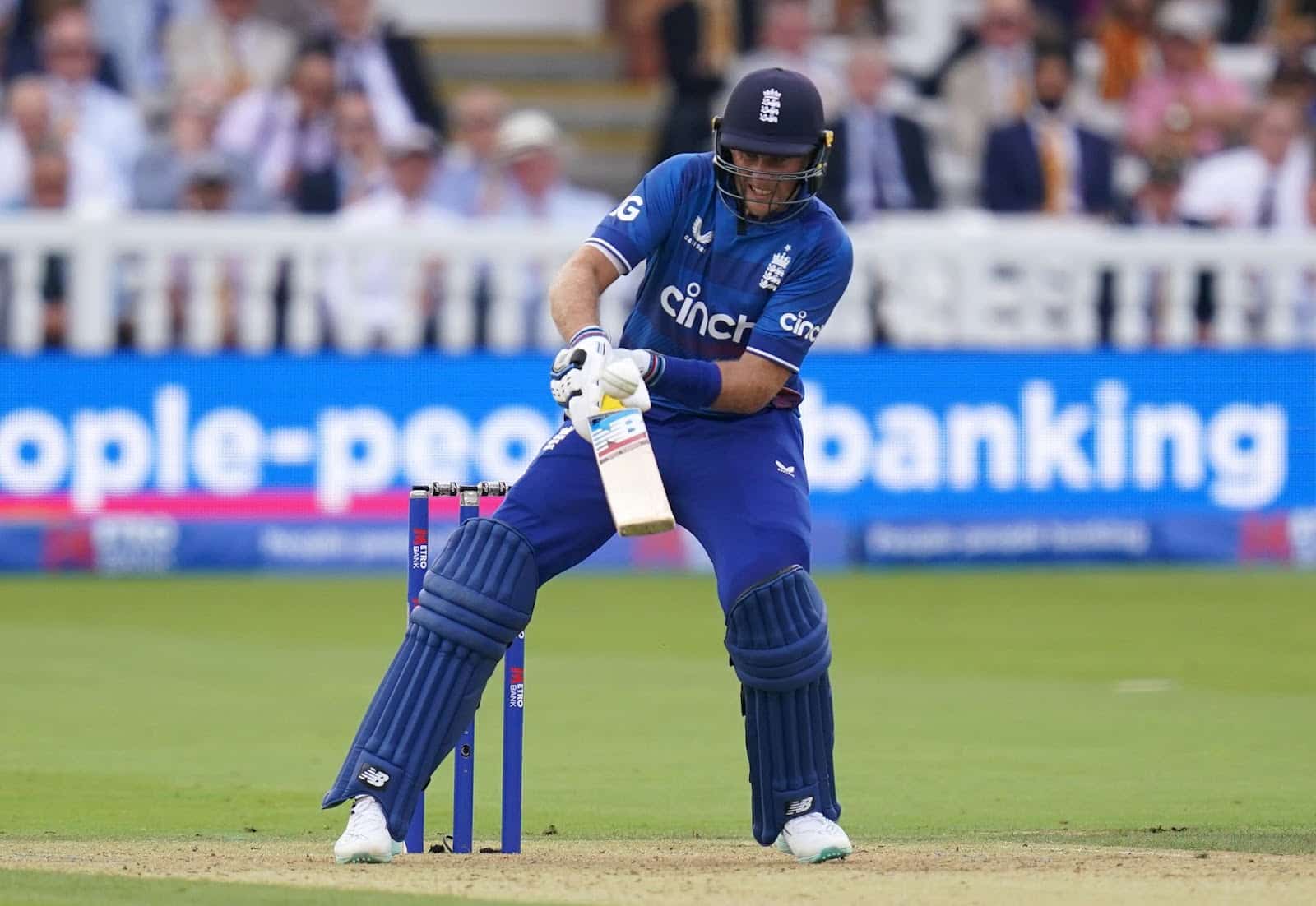 Luke Wright: Joe Root needs time to settle for England in ODIs