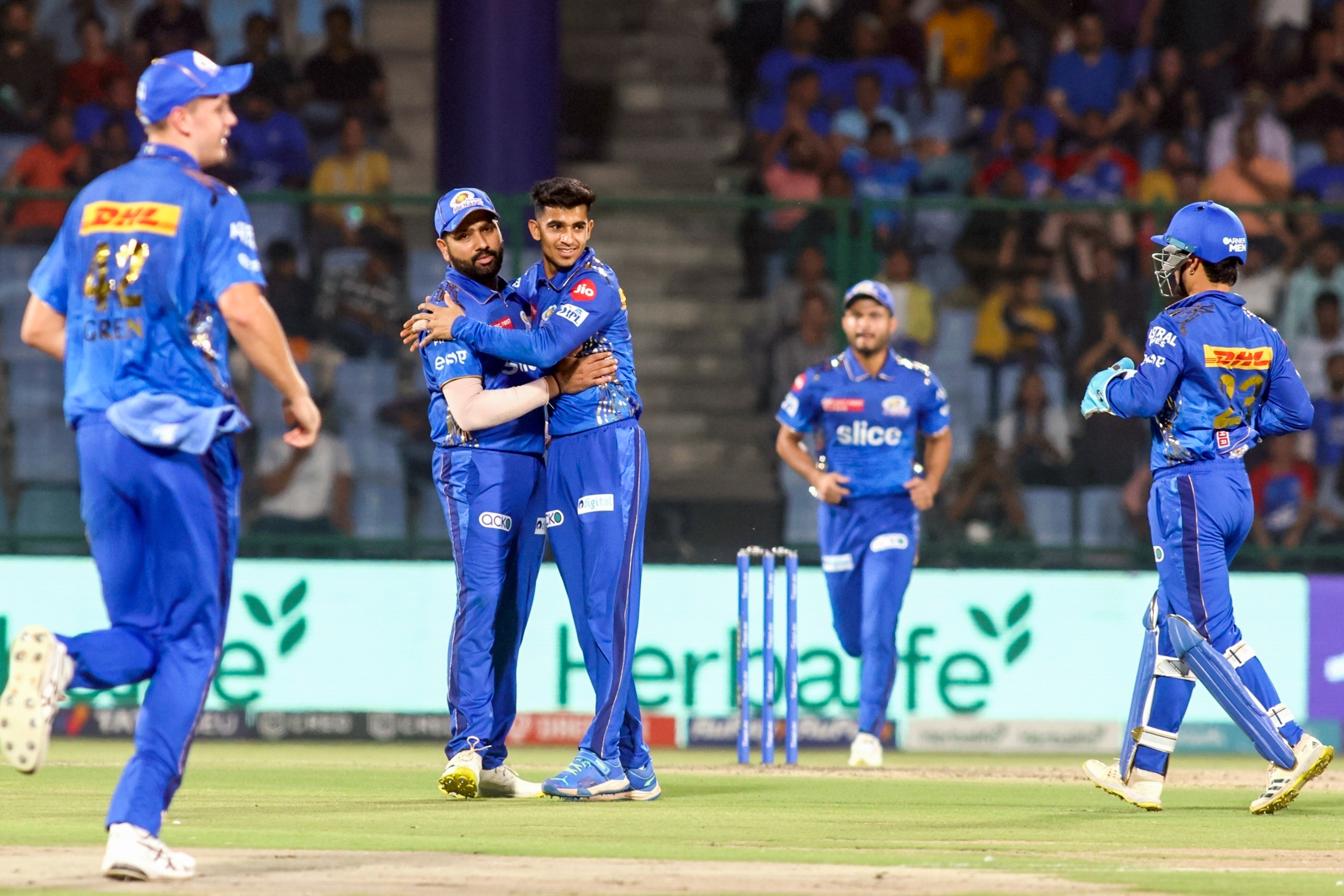 Hardik Pandya replaces Rohit Sharma as Mumbai Indians captain